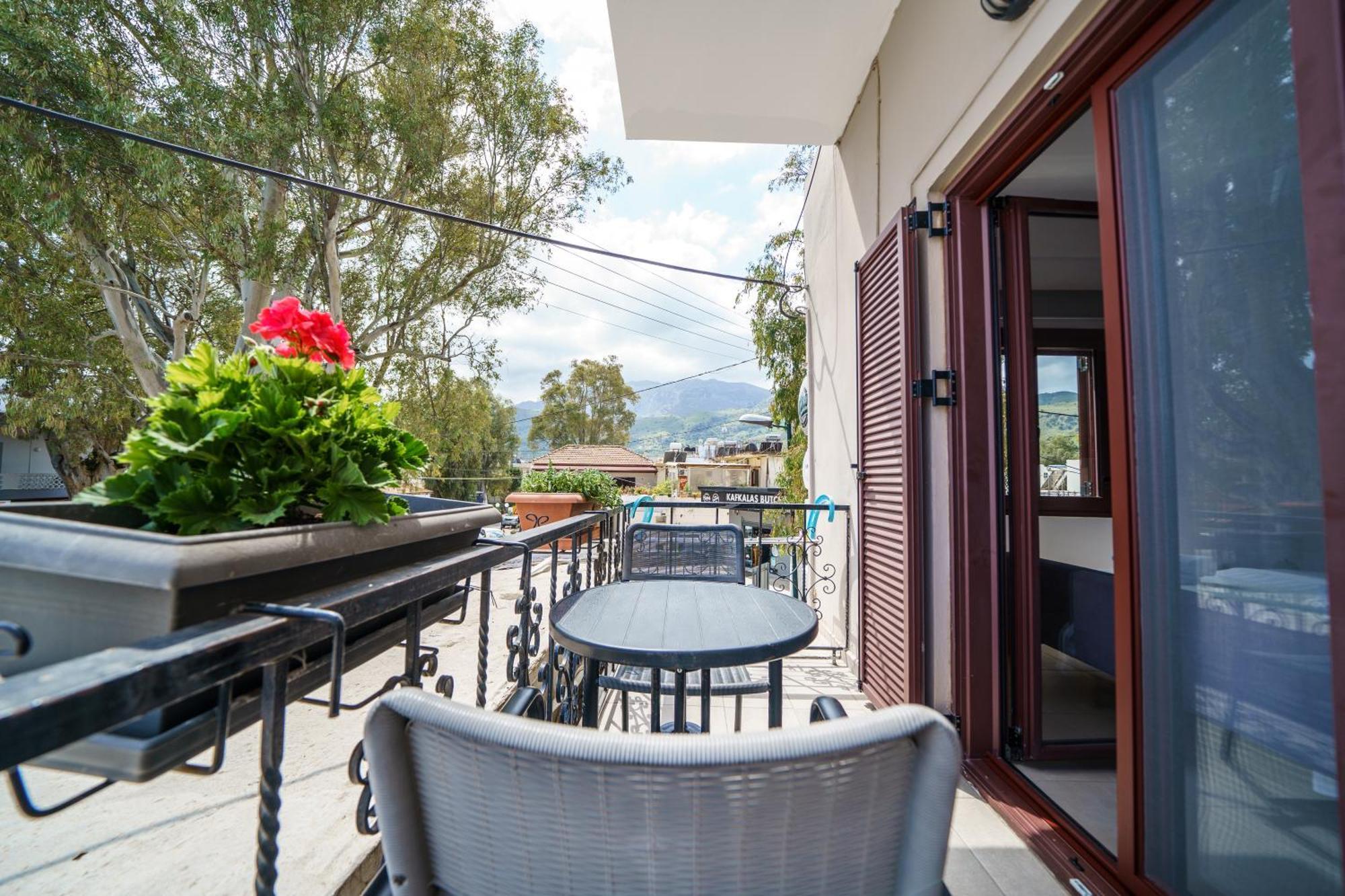 Dimitra & Deslina Luxury Αpartments Apartment Georgioupoli Bagian luar foto