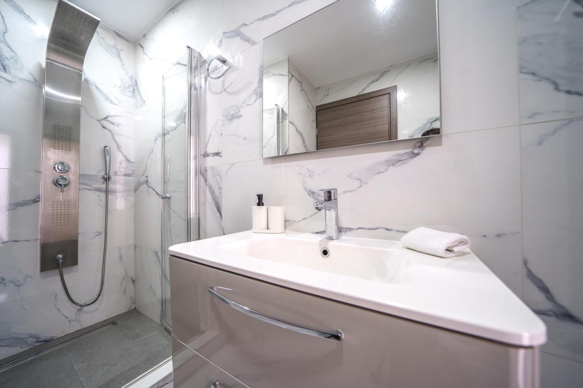 Dimitra & Deslina Luxury Αpartments Apartment Georgioupoli Bagian luar foto