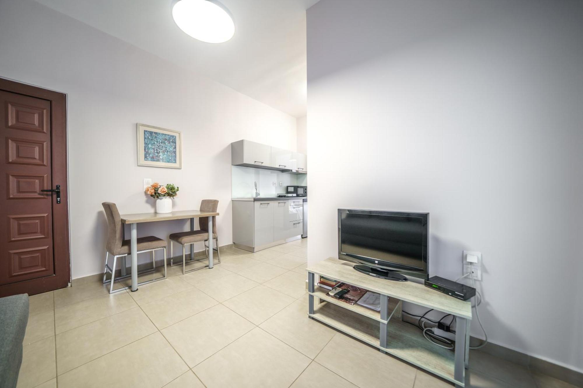 Dimitra & Deslina Luxury Αpartments Apartment Georgioupoli Bagian luar foto