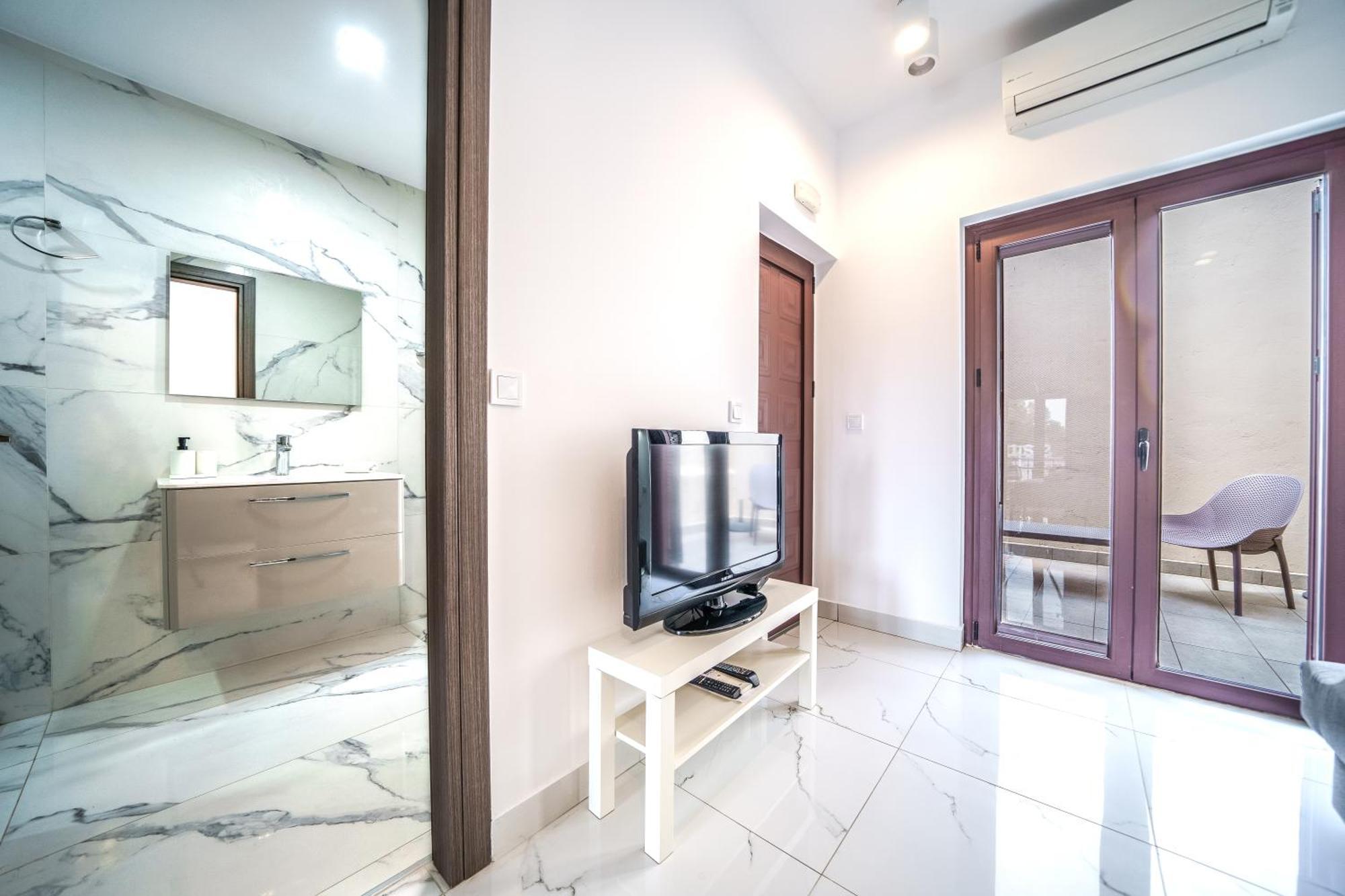 Dimitra & Deslina Luxury Αpartments Apartment Georgioupoli Bagian luar foto